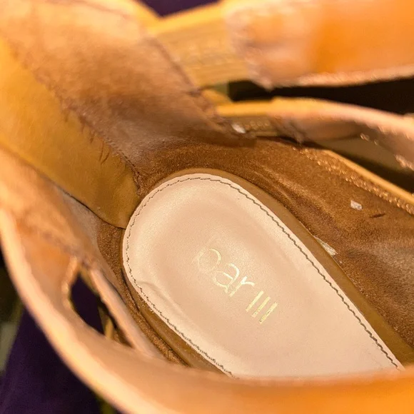 Bar III Tan Strappy Crisscross Wedge Sandals - Picture 5 of 6